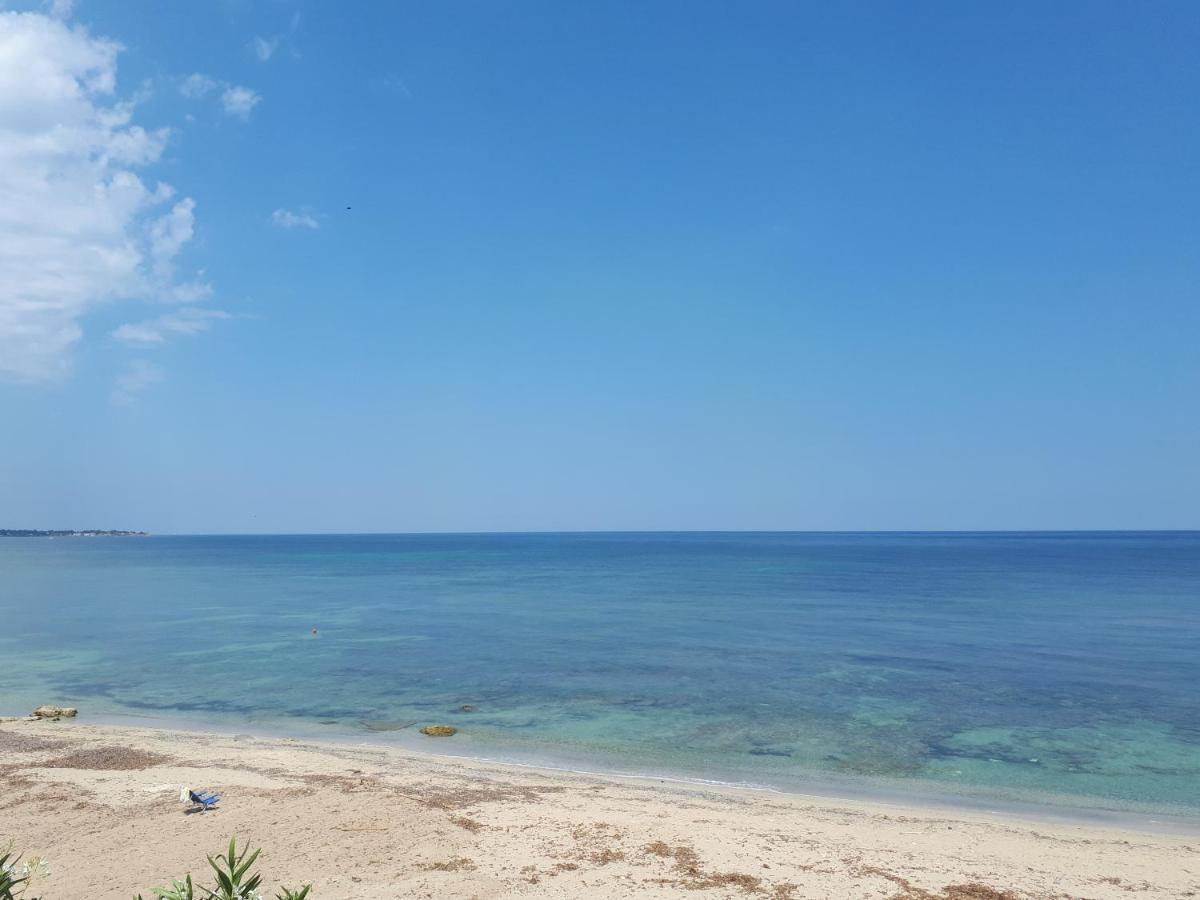 Sea View Life Otel Carini Dış mekan fotoğraf
