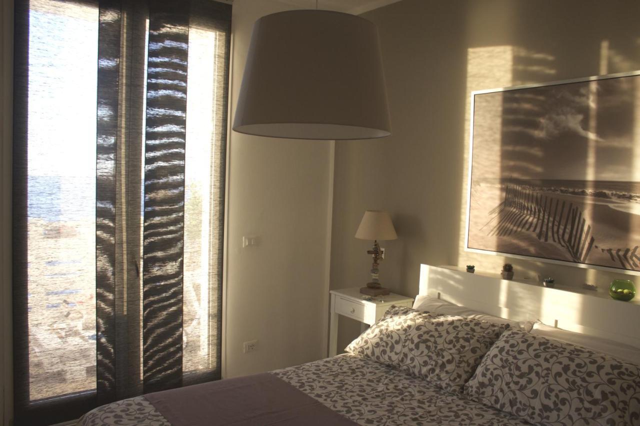 Sea View Life Otel Carini Dış mekan fotoğraf
