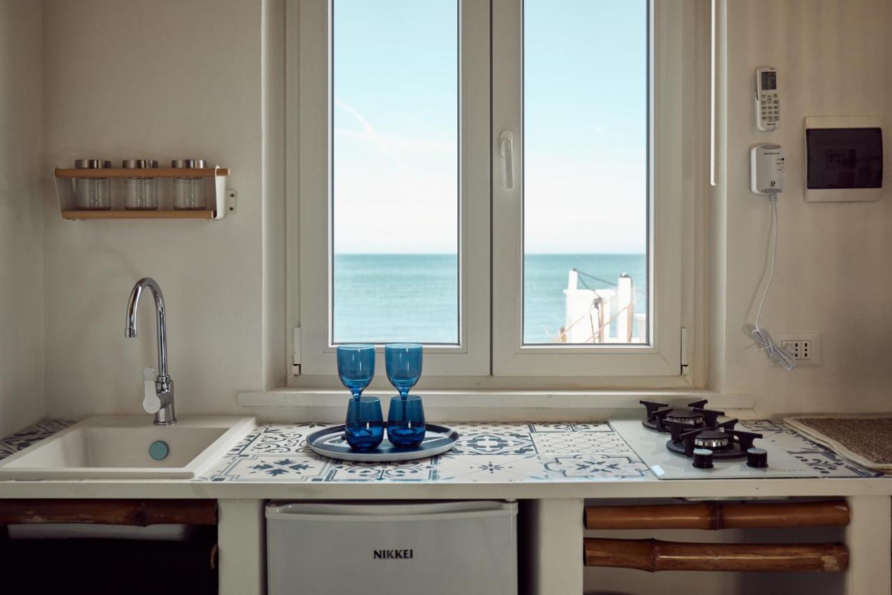 Sea View Life Otel Carini Dış mekan fotoğraf
