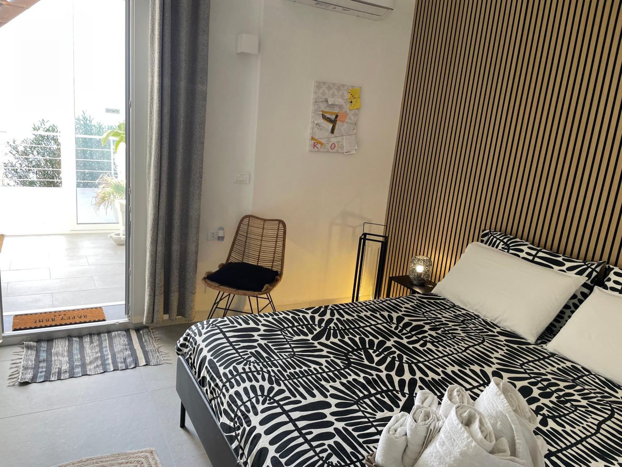 Sea View Life Otel Carini Dış mekan fotoğraf